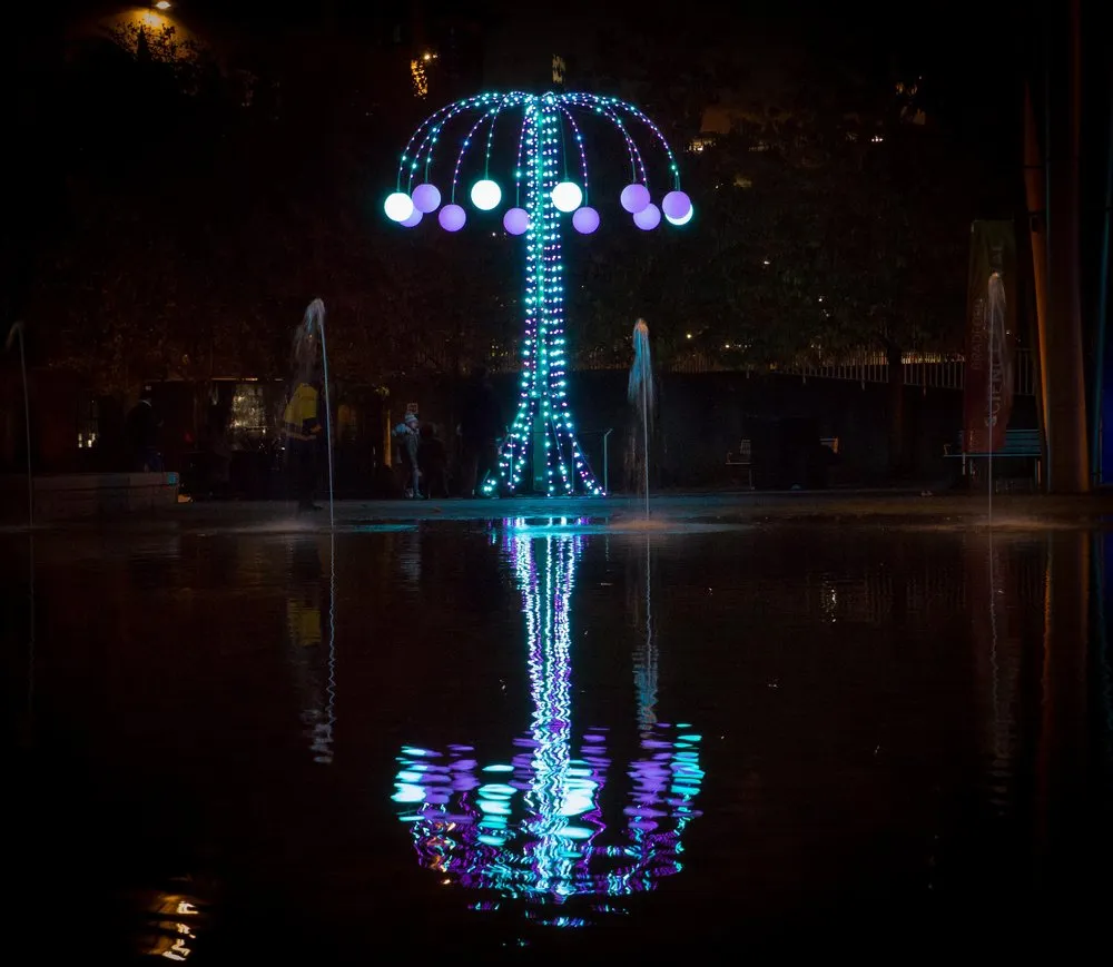 Light installation and shadow